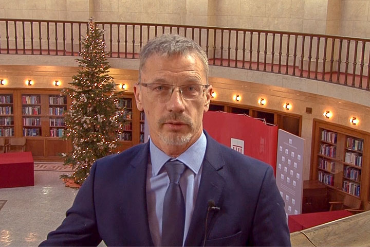 Boris Vujčić proglašen najboljim europskim i svjetskim guvernerom u 2018. Boris Vujčić proglašen najboljim europskim i svjetskim guvernerom u 2018.