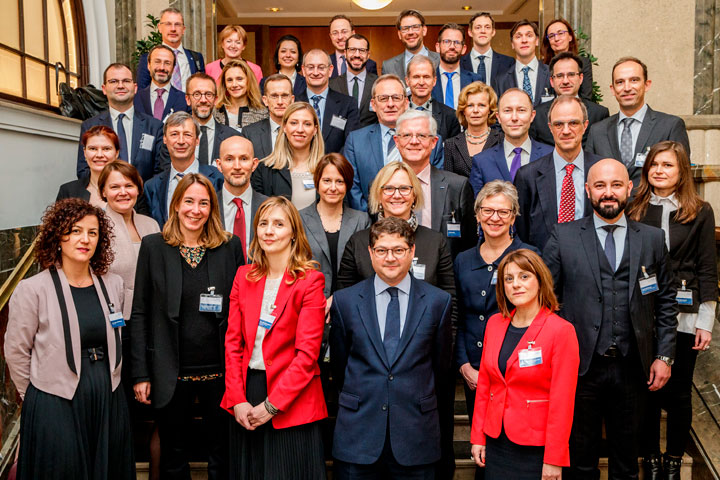 Vienna Initiative, 10 years on, makes case for deeper financial integration in emerging Europe Vienna Initiative, 10 years on, makes case for deeper financial integration in emerging Europe