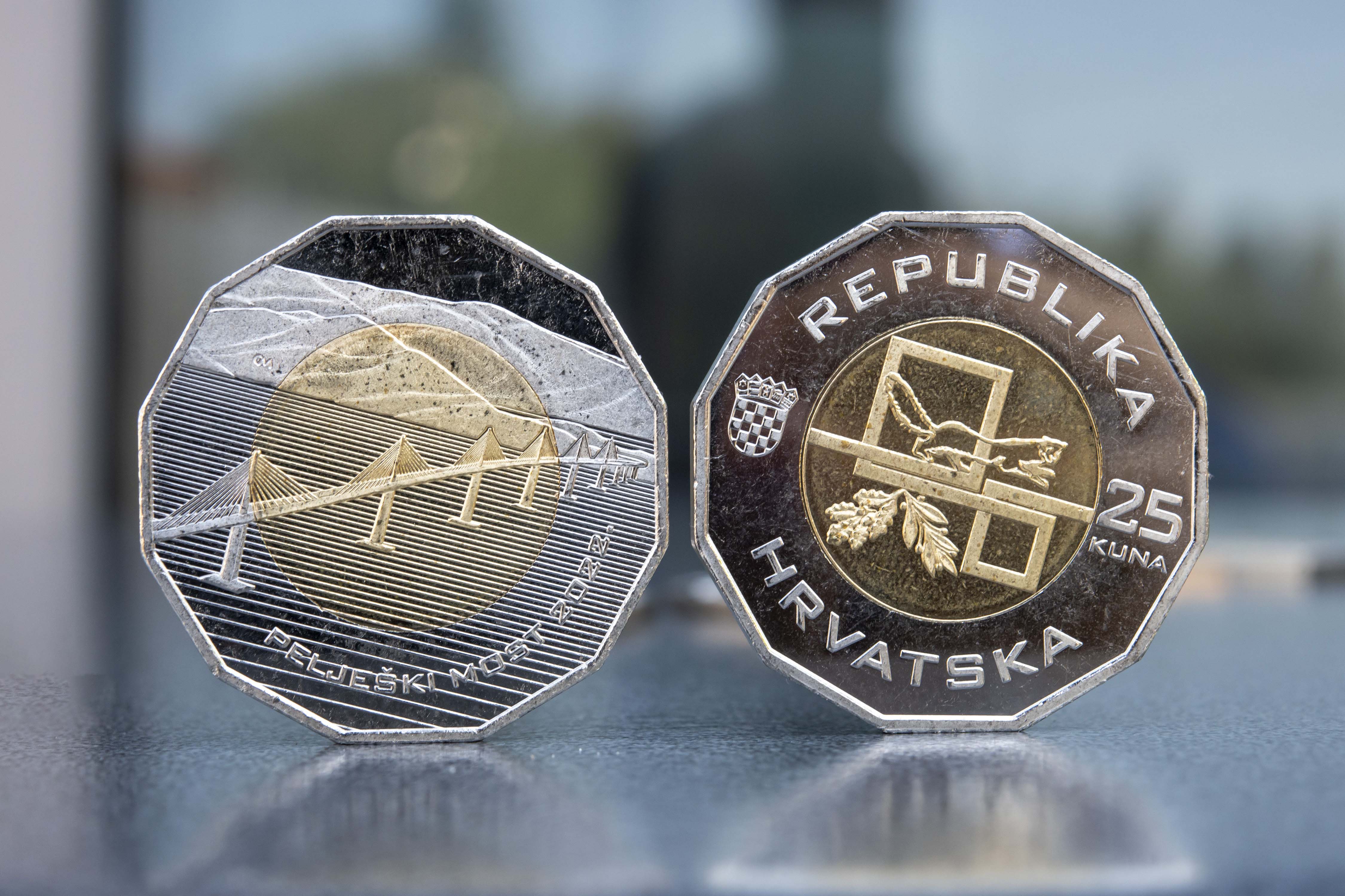 CNB issues a new 25 kuna coin “Pelješac Bridge, 2022” CNB issues a new 25 kuna coin “Pelješac Bridge, 2022”