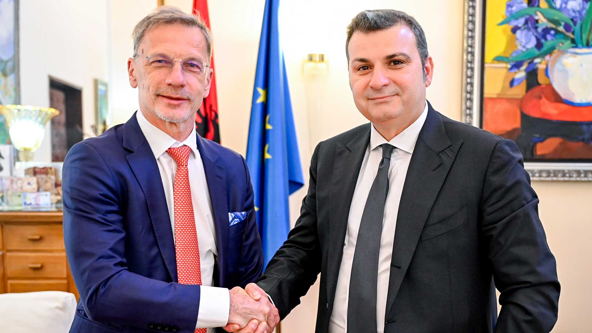 Guverner Hrvatske narodne banke u posjetu središnjoj banci Albanije Guverner Hrvatske narodne banke u posjetu središnjoj banci Albanije