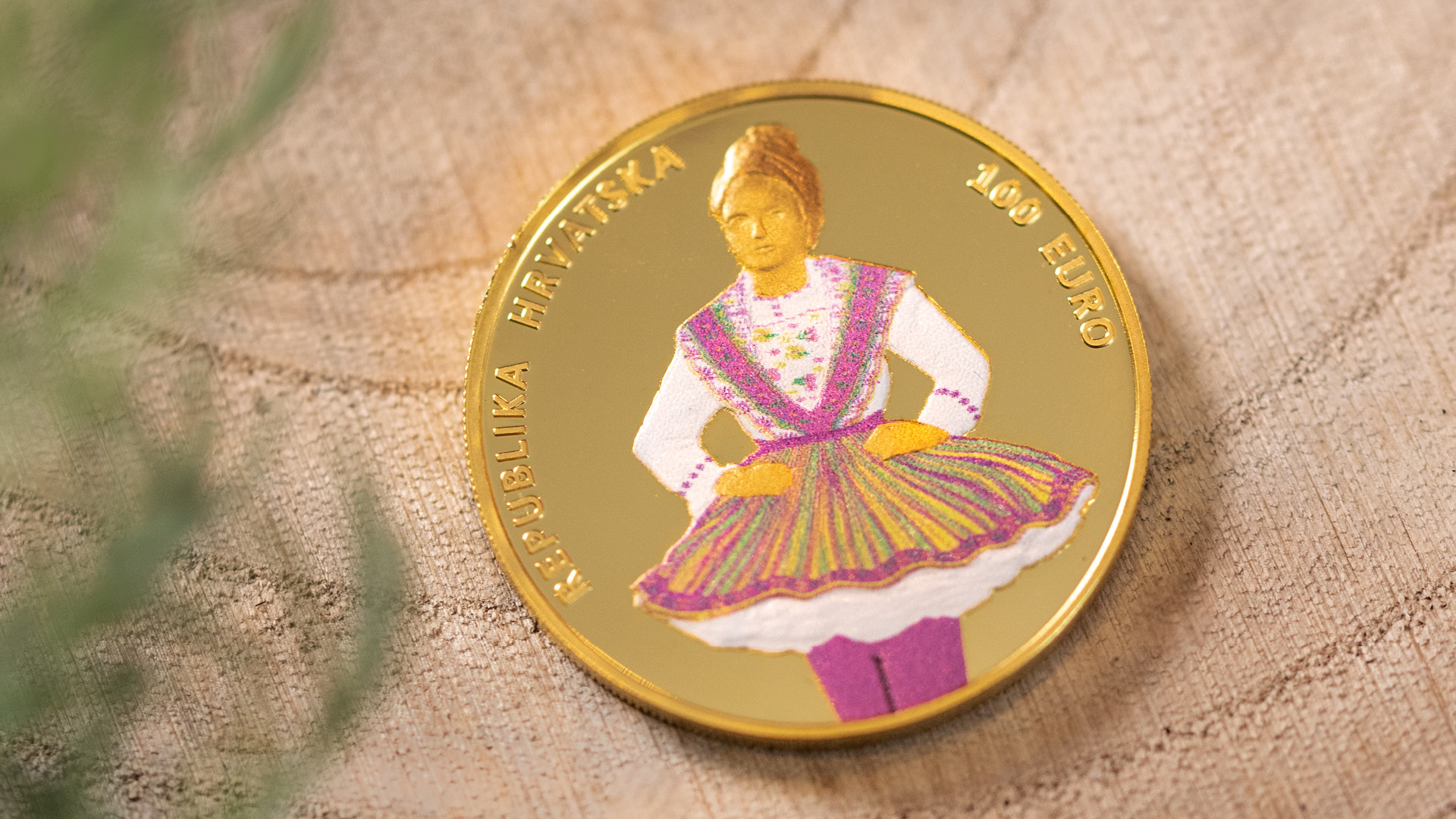 CNB issues “Island of Susak” gold coin and silver coins CNB issues “Island of Susak” gold coin and silver coins